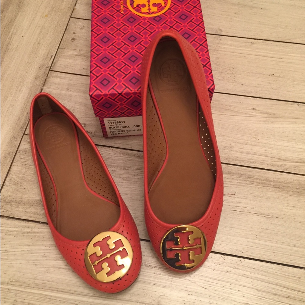 Tory Burch Reva Flats EUC sz 9